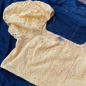 FASHIONOVA Sweet Escape Yellow Set. 2 Piece Top & Skirt